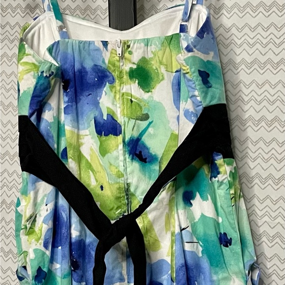 IZ Byer Juniors Dress - Picture 5 of 11